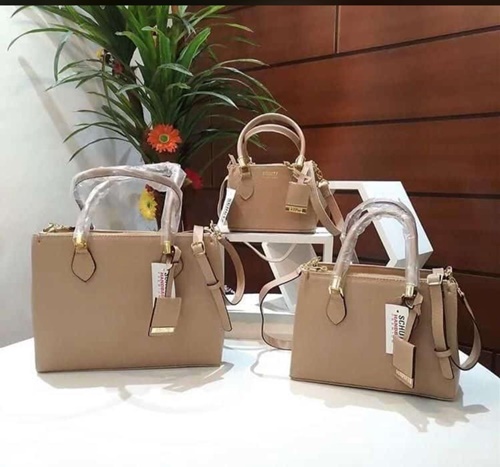 lorena schutz pequena