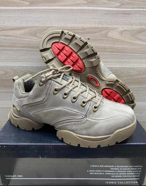 calçados oakley